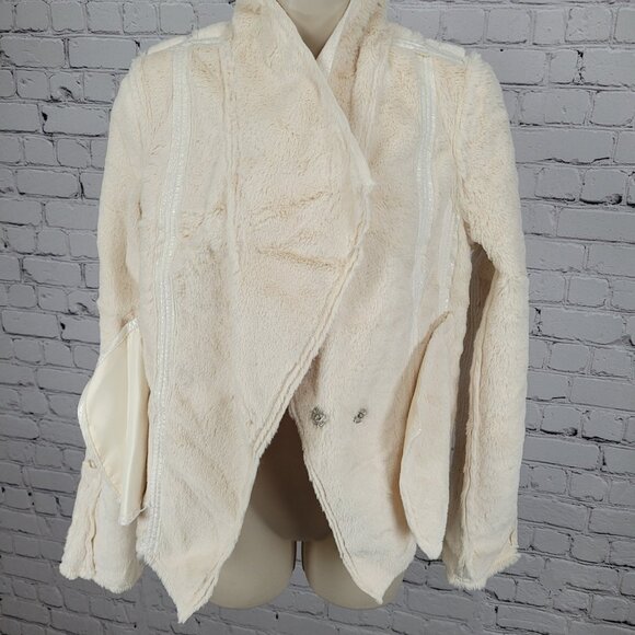 BKE Ivory Animal Print Soft Faux Fur Lined Snap Front Moto Jacket Size Small S - Picture 5 of 16